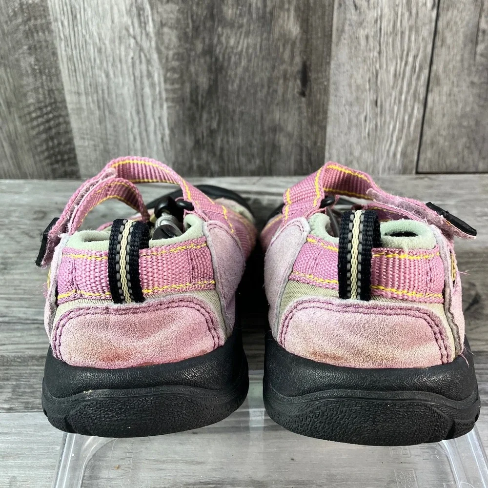 Keen Newport H2 Kids Pink Waterproof Sport Sandals Size 1 US 33 EU 9212-CRCS